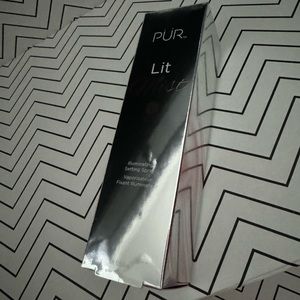 Pur Lit Mist Illuminating Setting Spray